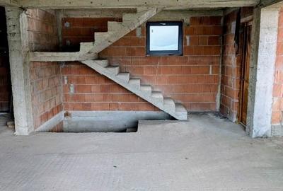 Casă individuală cu 10 camere cu Teren 410 Mp în Decebal - 9