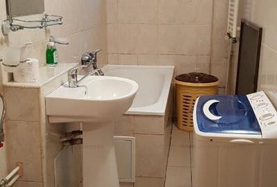 Garsoniera mobilata, cu CT, la parter, pe Republicii - Rodica - 18