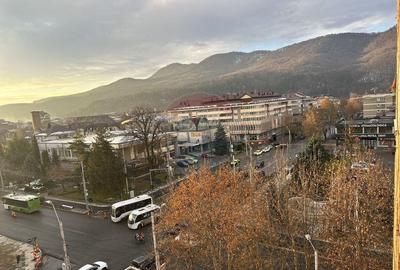 Apartament cu 3 camere de vanzare in zona Central - 10