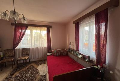 Casă cu 3 camere în Voivodeni - 8