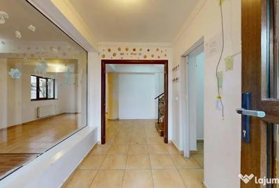 Casă cu 3 camere cu Teren 571 Mp în Ciofliceni - 1