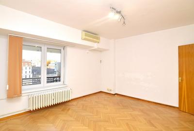 Apartament cu 4 camere decomandat în Unirii - 25