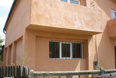 Casă cu 5 camere decomandat cu Teren 1250 Mp în Central - 3