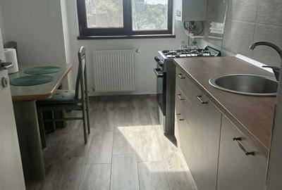 Apartament cu 2 camere decomandat în Central - 2