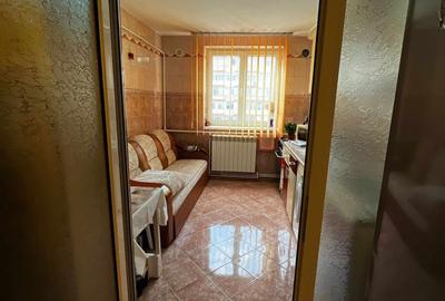 De vânzare – Apartament 2 camere, Micro 19, str. Brăilei - 2