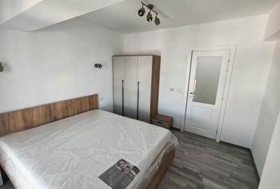 Apartament cu 2 camere decomandat în Peco - 3