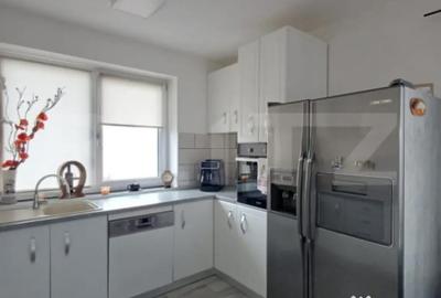 Casă cu 4 camere cu Teren 1360 Mp în Mihai Viteazu - 2