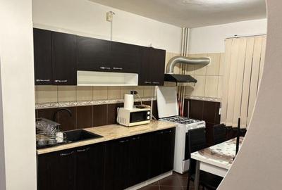Apartament cu 3 camere decomandat, mobilat în Uverturii - 5