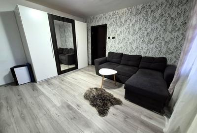 Apartament cu 2 camere semidecomandat, mobilat în Tudor