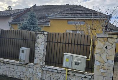 Casă cu 4 camere în Central - 16