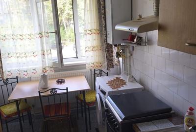 De vanzare apartament 3 camere decomandate - Tiglina 1, Str. Saturn - 6