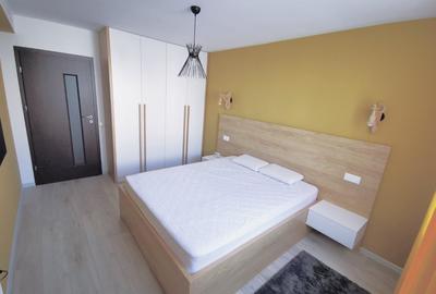 Mall Coresi - apartament 2 camere decomandat - loc de parcare - 9