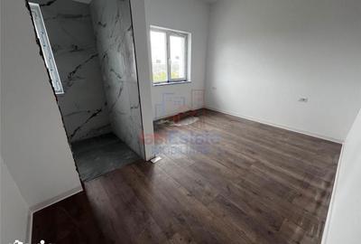 Casă cu 4 camere cu Teren 410 Mp în Miroslava - 10