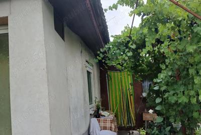 Casă cu 3 camere cu Teren 1500 Mp în Lehliu - 2