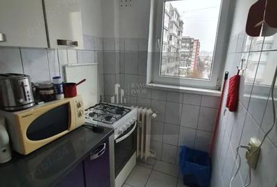 Garsonieră decomandată, mobilată în Vitan - 4