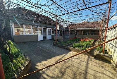 Casă individuală cu 3 camere cu Canalizare în Sud-Est - 3