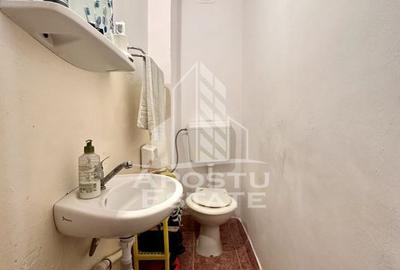 Apartament cu 3 camere semidecomandat, mobilat în Girocului - 2