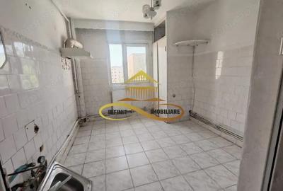 Apartament de vanzare 2 camere decomandate, etaj intermediar, - 3