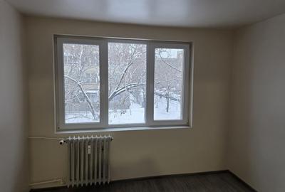 Apartament cu 3 camere în Crihala