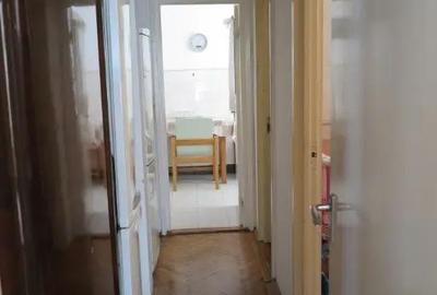 Apartament cu 3 camere decomandat în Central - 8