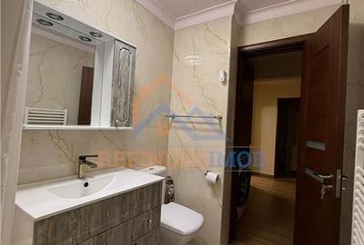 Vanzare apartament 3 camere zona Virtuti - Orsova, bloc 1989 reabilitat termic, - 13