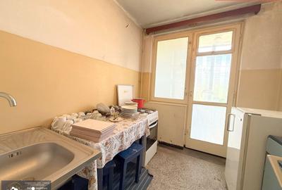Apartament cu 3 camere semidecomandat în Țiglina 2 - 1