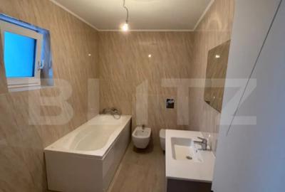 Casă cu 4 camere cu Teren 780 Mp în Central - 11