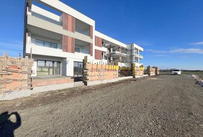 Apartament cu 3 camere decomandat în Torontalului - 2