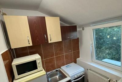 Apartament 1 camera, mobilat utilat, mansarda, str. Lorena, vis a vis de parc - 6