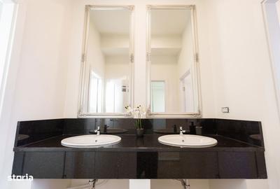 Spațiu comercial, de 75 mp, în Central - 4