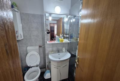 Apartament 3 camere – zona centrala Targoviste, Piata 1 Mai - 3