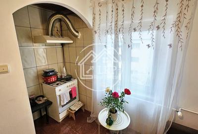 Apartament cu 2 camere decomandat în Decebal - 5