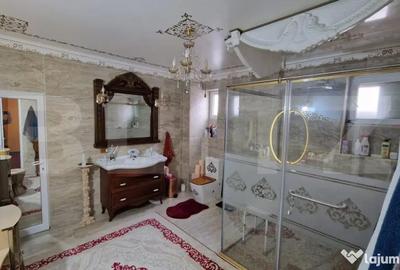 Casă cu 5 camere cu Teren 500 Mp în Calea Moldovei - 4