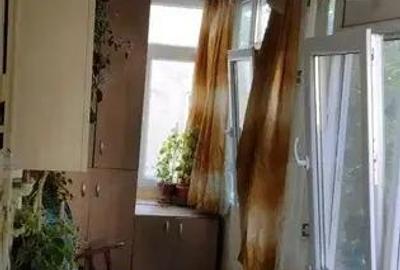 CUG- Apartament cu 3 camere decomandat, etaj 3/4 - 6