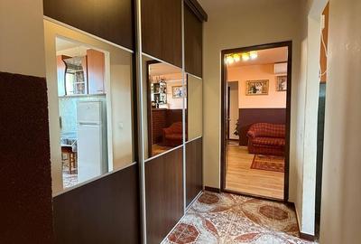 Apartament cu 3 camere în Săsar