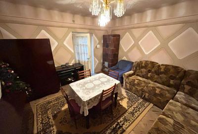 Casă cu 3 camere în Cuvin - 2