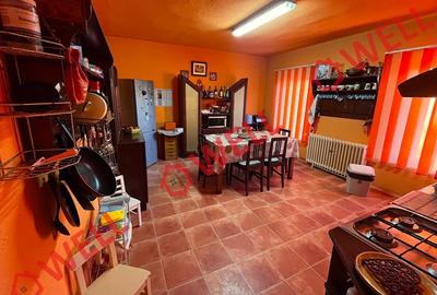 Casă cu 5 camere cu Teren 1500 Mp în Covasna - 7