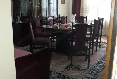 Vanzare apartament cu 3 camere, 75 mp, beci + garaj, ULTRACENTRAL - 2