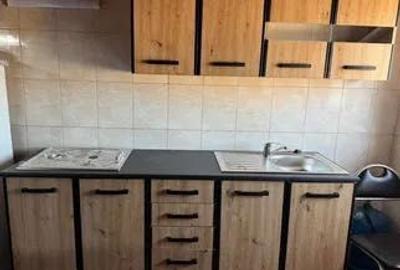 Garsonieră decomandată în Delfinariu