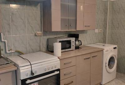 Inchiriez apartament  de 2 camere la  Pta Ch de Gaulle - 11