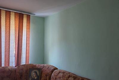 Vand apartament cu 3 camere Vand apartament cu 3 camere - 2