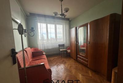 Apartament cu 4 camere decomandat în Astra - 5