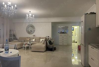Apartament cu 3 camere decomandat în Mazepa 2