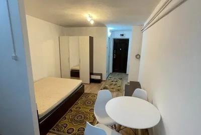 Garsoniera, zona Galata Garsoniera, zona Galata - 2