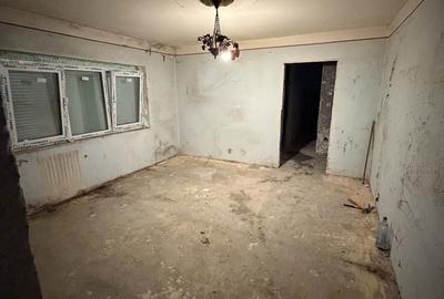 Apartament cu 2 camere nedecomandat în Confecții - 2