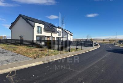 Duplex cu 4 camere cu Canalizare în Șura Mică - 4