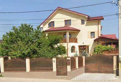 Casă cu 4 camere cu Teren 500 Mp în Strugurilor - 2