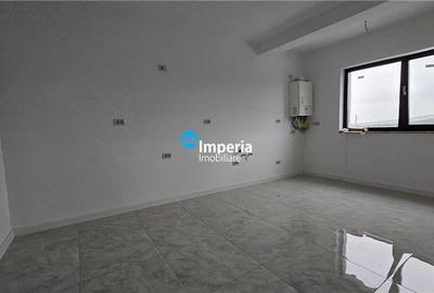 Priveliste superba si finisaje de top  Casa noua in Barnova - 4
