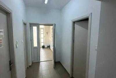Spațiu comercial, de 60 mp, în Central