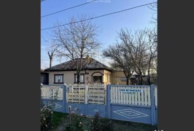 Casă cu 3 camere în Ulmeni - 2